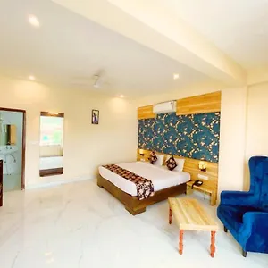*** Hotel The Celebration By Amod & Rooftop India